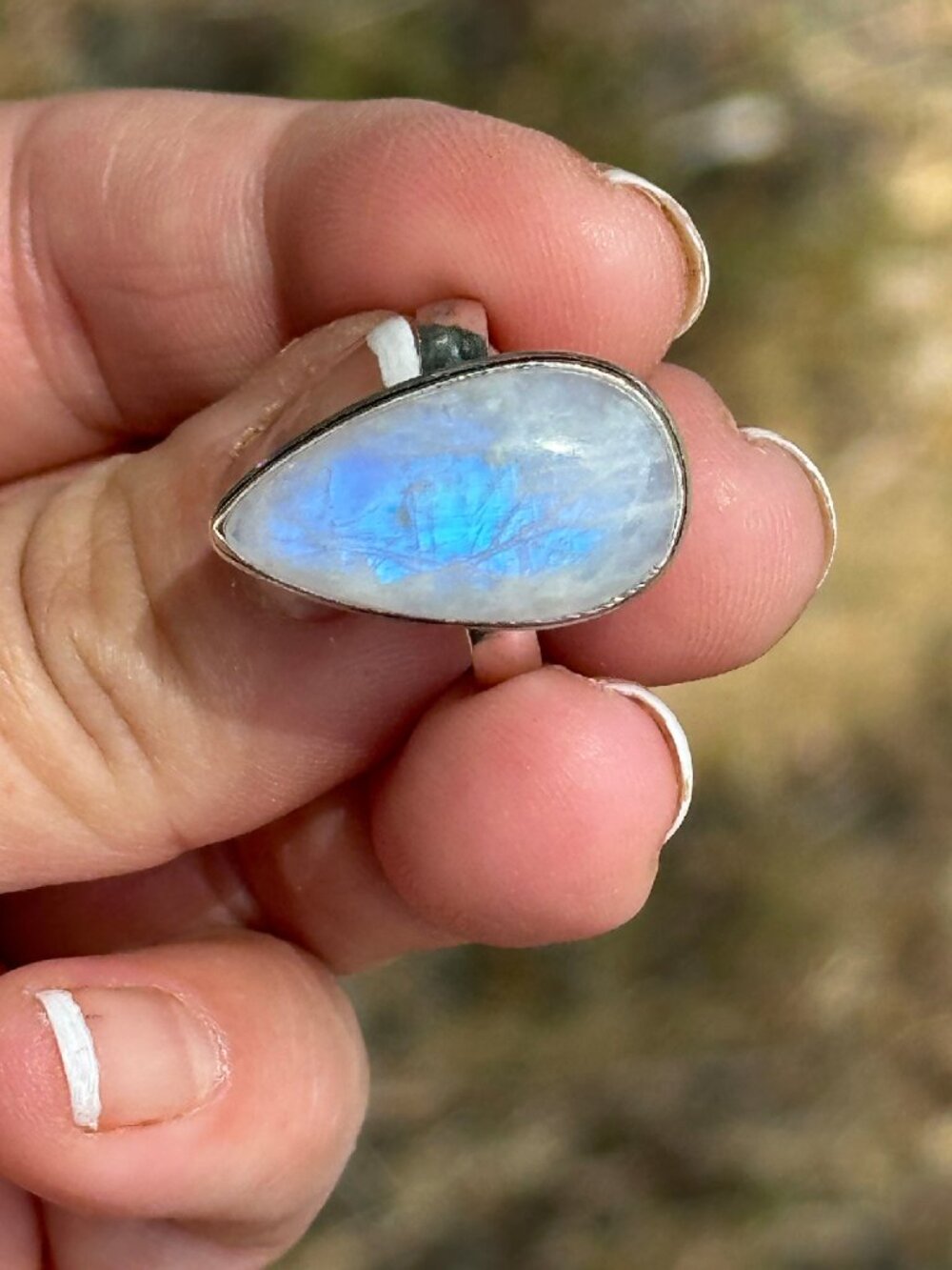 Moonstone Ring - Picture 2 of 10